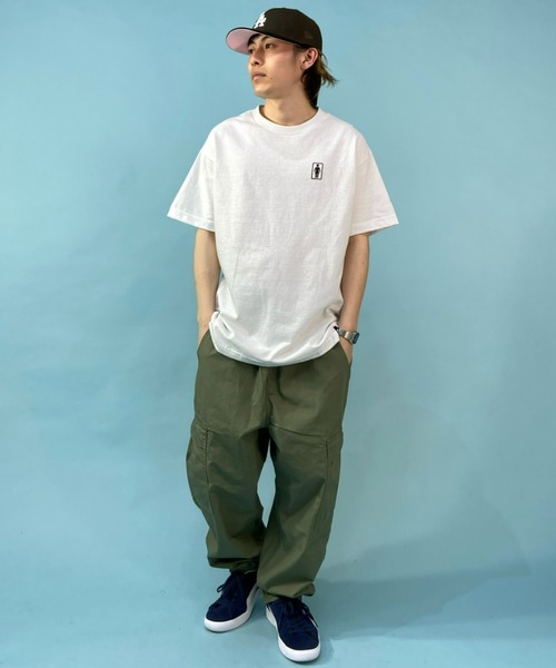 girl（ガール）の「【ムラサキスポーツ別注】GIRL/ガール ルーズシルエット バックプリントTシャツ/アイコン ブランドロゴカットソー GW43MT02（Tシャツ/カットソー・メンズ・ブラック/ホワイト・M/XL/L）」の12枚目の写真