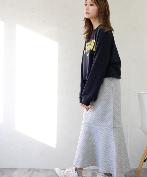 Per sist ence（パーシエンス）の「Per sist ence/パーシエンス　裏毛 カレッジロゴショート丈プルオーバー（Tシャツ/カットソー・レディース・ホワイト系その他/グレー系その他/ブルー系その他/ホワイト系その他2・FREE）」の16枚目の写真