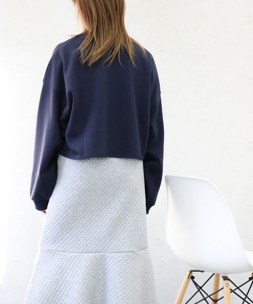 Per sist ence（パーシエンス）の「Per sist ence/パーシエンス　裏毛 カレッジロゴショート丈プルオーバー（Tシャツ/カットソー・レディース・ホワイト系その他/グレー系その他/ブルー系その他/ホワイト系その他2・FREE）」の8枚目の写真