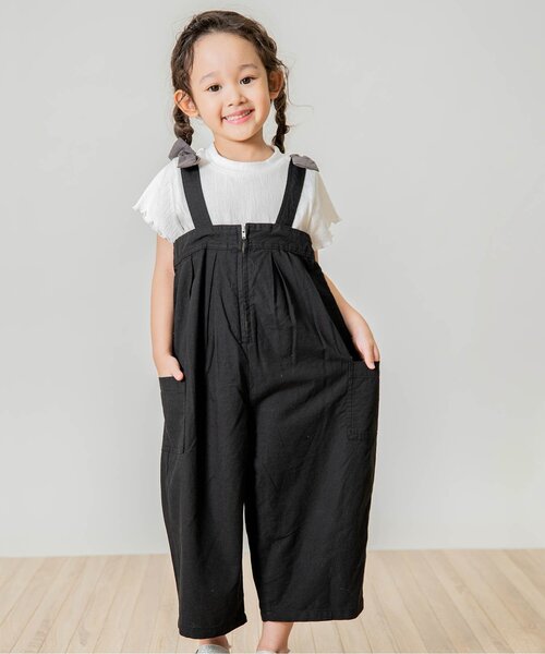 Seraph（セラフ）の「フロントファスナーサロペット 9分丈（サロペット/オーバーオール・キッズ・ブラック/キナリ/パープル・95/80/140/100/90/110/120/130）」の2枚目の写真