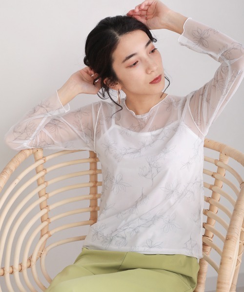 Bou Jeloud（ブージュルード）の「【WEB限定】ナローフラワーシアープルオーバー（Tシャツ/カットソー・レディース・グレー/オフホワイト/グリーン・FREE）」の2枚目の写真