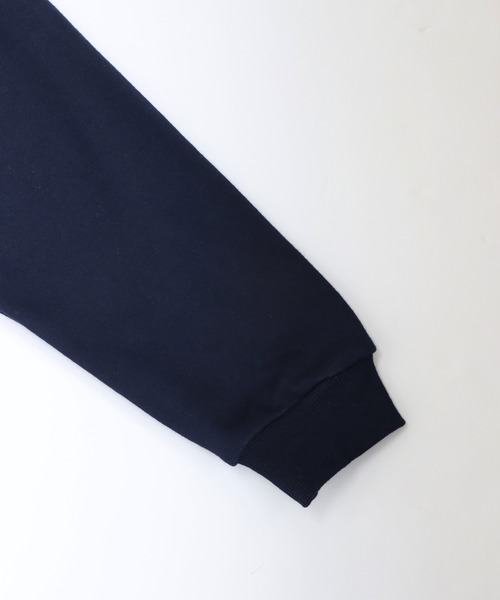 BLUEEAST（ブルーイースト）の「カレッジロゴオーバーサイズスウェット（スウェット・レディース・アイボリー/グレー/ネイビー・MEDIUM）」の5枚目の写真