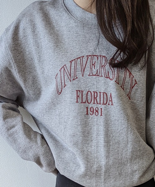 BLUEEAST（ブルーイースト）の「カレッジロゴオーバーサイズスウェット（スウェット・レディース・アイボリー/グレー/ネイビー・MEDIUM）」の16枚目の写真