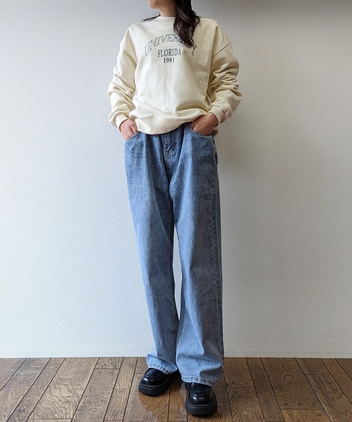 BLUEEAST（ブルーイースト）の「カレッジロゴオーバーサイズスウェット（スウェット・レディース・アイボリー/グレー/ネイビー・MEDIUM）」の12枚目の写真