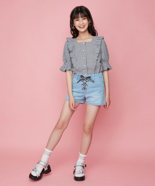 JENNI love(ジェニィラブ)の「ロゴレースアップデニムショーパン(デニムパンツ・キッズ・サックスブルー/ブルー・130cm/140cm/150cm/160cm)」の4枚目の写真