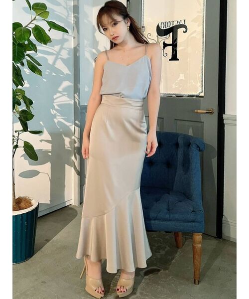 RESEXXY（リゼクシー）の「サテンストリングキャミ【セットアップ着用可能】（キャミソール・レディース・ベージュ/ブルー/ブラック・FREE）」の6枚目の写真