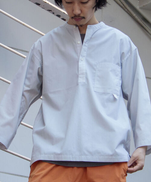 GLOSTER（グロスター）の「【WORK ABOUT/ワークアバウト】NEO SLEEPING SHIRT ネオスリーピングシャツ（シャツ/ブラウス・メンズ・ダークブラウン/グレイッシュベージュ/グリーン・MEDIUM/LARGE）」の2枚目の写真