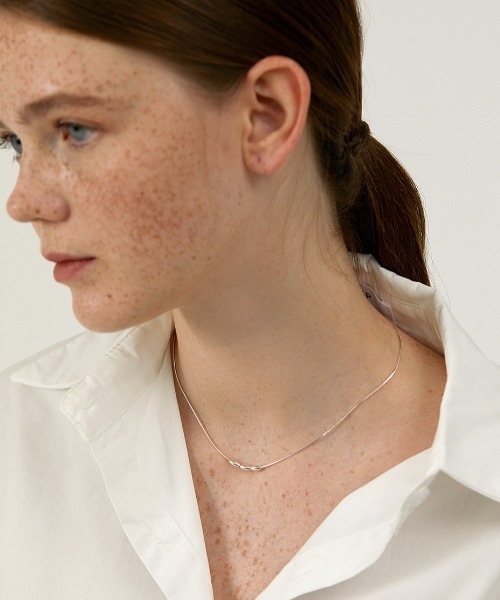 MANGROVE(マングローブ)の「SILVER925シルバーポイントネックレス(ネックレス・レディース・シルバー・FREE)」の3枚目の写真