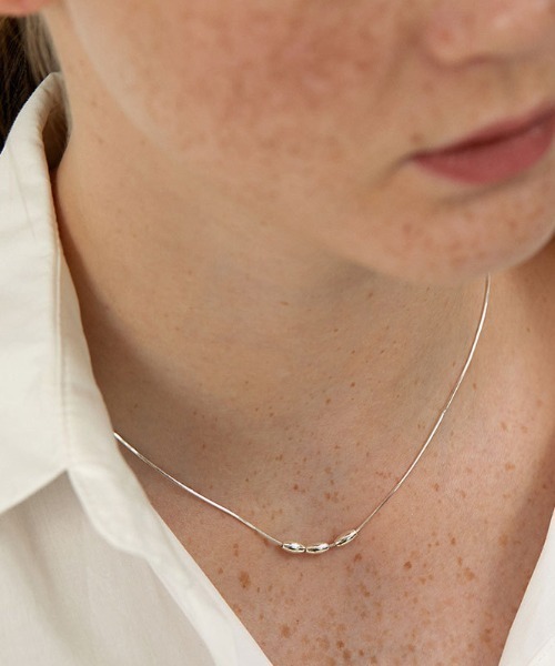 MANGROVE(マングローブ)の「SILVER925シルバーポイントネックレス(ネックレス・レディース・シルバー・FREE)」の5枚目の写真