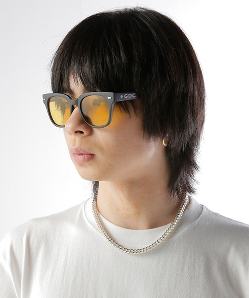 GDC（ジーディーシー）の「MAT FRAME SUNGLASSES（サングラス・メンズ・ブラック/パープル/イエロー・FREE）」の4枚目の写真