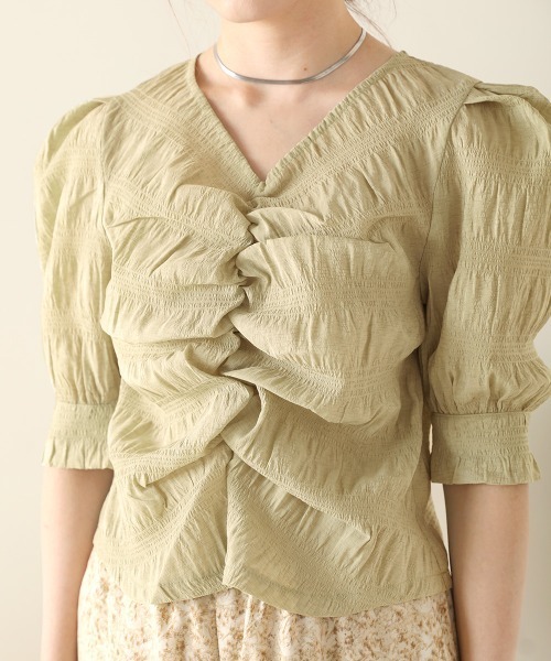 Bab(バブ)の「パフスリーブシャーリングブラウス(シャツ/ブラウス・レディース・ベージュ/パープル/ピンク/グリーン・M)」の20枚目の写真