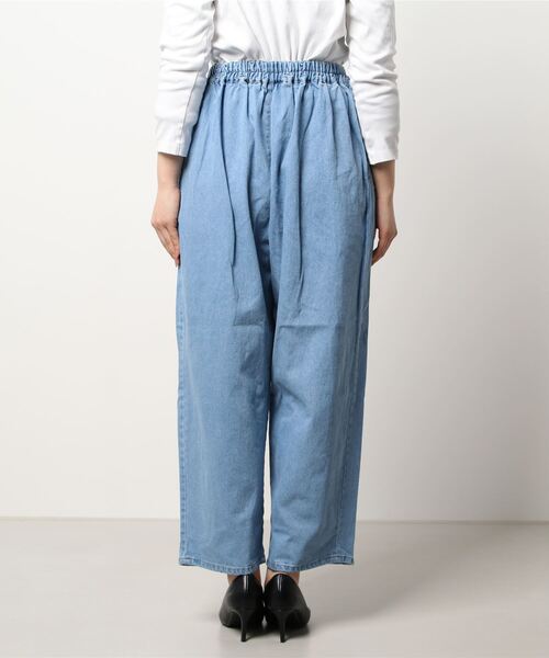 Samansa Mos2（サマンサ モスモス）の「デニムウエストタブストレートパンツ（デニムパンツ・レディース・サックスブルー/ブルー・ﾌﾘ-）」の4枚目の写真