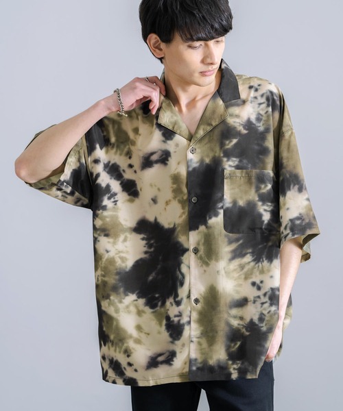 Rocky Monroe（ロッキーモンロー）の「オーバーサイズ ビッグシルエット総柄オープンカラーアロハシャツ（シャツ/ブラウス・メンズ・ブラック/ターコイズブルー/ネイビー系/ブラック系3/ベージュ/ブラック系/ホワイト系2/ブラック系2/ホワイト/ブルーグリーン/ホワイト系1/ネイビー/ブラウン系/ホワイト系/ブラック系1/オリーブ/グレー/ブラウン/レオパード/ブルー/ブラック系4/ホワイト系3/ホワイト系5/ホワイト系4・XL/L/M）」の18枚目の写真