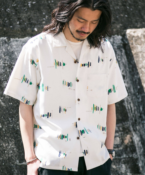 URBAN RESEARCH Sonny Label(アーバンリサーチサニーレーベル)の「『吸水速乾』セオαグラフィック半袖シャツ(シャツ/ブラウス・メンズ・ネイビー/オフホワイト/ブラック・MEDIUM/LARGE)」の9枚目の写真