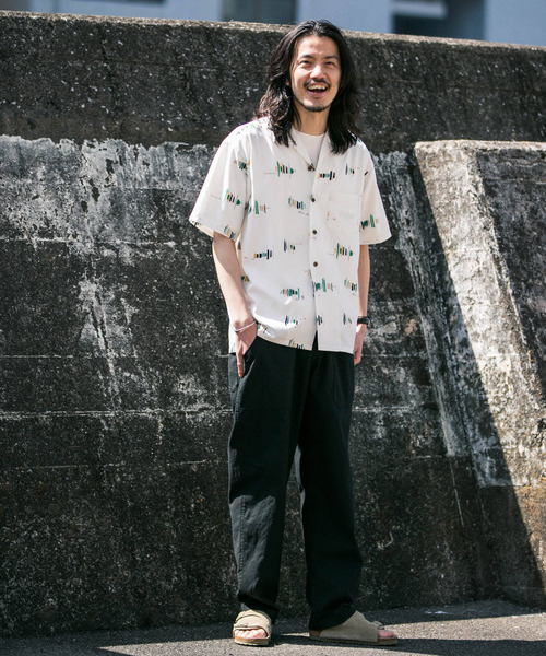 URBAN RESEARCH Sonny Label(アーバンリサーチサニーレーベル)の「『吸水速乾』セオαグラフィック半袖シャツ(シャツ/ブラウス・メンズ・ネイビー/オフホワイト/ブラック・MEDIUM/LARGE)」の10枚目の写真