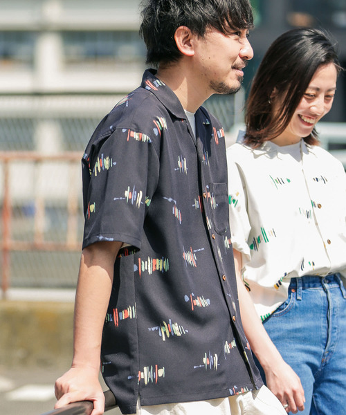 URBAN RESEARCH Sonny Label(アーバンリサーチサニーレーベル)の「『吸水速乾』セオαグラフィック半袖シャツ(シャツ/ブラウス・メンズ・ネイビー/オフホワイト/ブラック・MEDIUM/LARGE)」の12枚目の写真