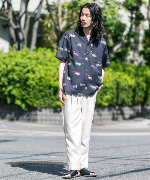 URBAN RESEARCH Sonny Label(アーバンリサーチサニーレーベル)の「『吸水速乾』セオαグラフィック半袖シャツ(シャツ/ブラウス・メンズ・ネイビー/オフホワイト/ブラック・MEDIUM/LARGE)」の15枚目の写真