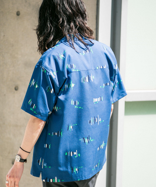 URBAN RESEARCH Sonny Label(アーバンリサーチサニーレーベル)の「『吸水速乾』セオαグラフィック半袖シャツ(シャツ/ブラウス・メンズ・ネイビー/オフホワイト/ブラック・MEDIUM/LARGE)」の18枚目の写真