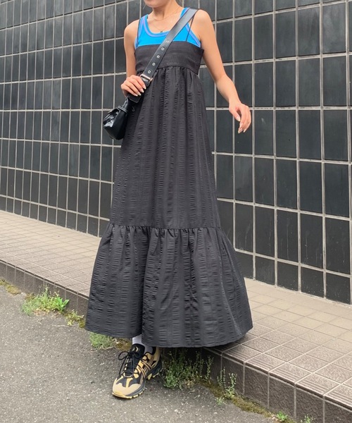 SHAGGIE(シャギー)の「ワッシャーロングワンピース(ワンピース・レディース・ブラック/イエロー/ブルー/ピンク・FREE)」の2枚目の写真