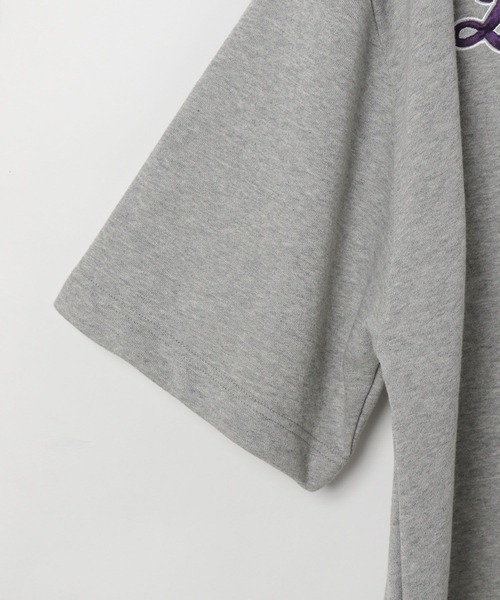 PBLIM（ページボーイリム）の「PAGEBOYLIM/サテンロゴスウェットT（Tシャツ/カットソー・レディース・レッド/オフホワイト/杢グレー・MEDIUM/LARGE）」の4枚目の写真