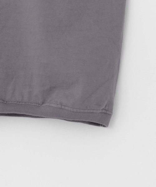 URBAN RESEARCH DOORS(アーバンリサーチドアーズ)の「Goodwear GFIELD CREWNECK T-SHIRTS(Tシャツ/カットソー・レディース・ブルー/ブルー系その他/レッド系その他・MEDIUM)」の7枚目の写真