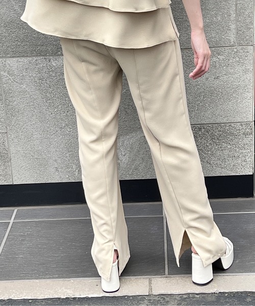 one way（ワンウェイ）の「BACKスリットタックパンツ（その他パンツ・レディース・ライトブルー/ブラック/ベージュ・FREE）」の4枚目の写真