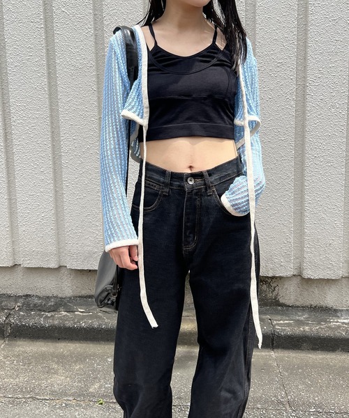 Jewelobe（ジュエローブ）の「透かし編みクロップドカーディガン（カーディガン/ボレロ・レディース・ブルー/オフホワイト/ブラック・FREE）」の3枚目の写真
