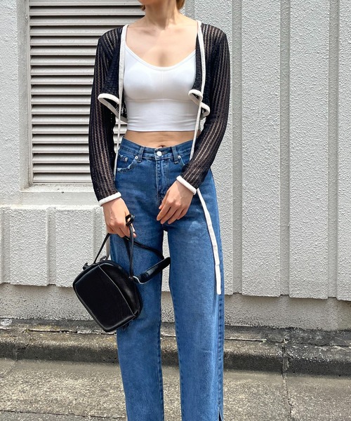 Jewelobe（ジュエローブ）の「透かし編みクロップドカーディガン（カーディガン/ボレロ・レディース・ブルー/オフホワイト/ブラック・FREE）」の16枚目の写真