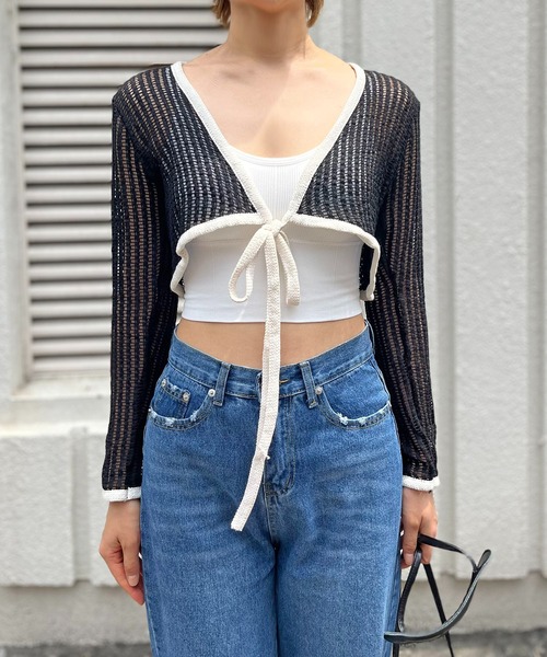 Jewelobe（ジュエローブ）の「透かし編みクロップドカーディガン（カーディガン/ボレロ・レディース・ブルー/オフホワイト/ブラック・FREE）」の7枚目の写真