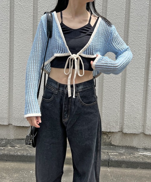 Jewelobe（ジュエローブ）の「透かし編みクロップドカーディガン（カーディガン/ボレロ・レディース・ブルー/オフホワイト/ブラック・FREE）」の18枚目の写真
