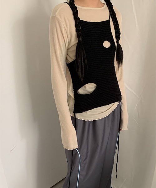 chuclla（チュクラ）の「レイヤード ニット キャミベスト chw22s163（キャミソール・レディース・グリーン/ブラック・FREE）」の12枚目の写真