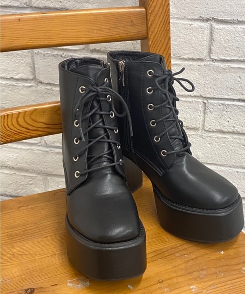 WEGO（ウィゴー）の「WEGO/ボリュームヒールブーツ（ブーツ・レディース・ブラック系その他/ブラック・LARGE/MEDIUM）」の3枚目の写真