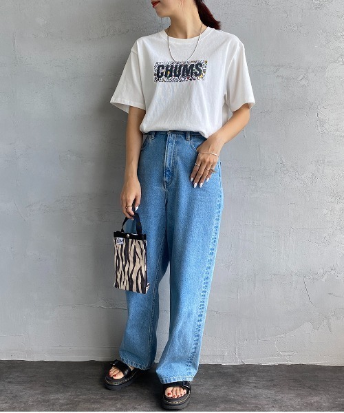 CHUMS（チャムス）の「【WEB限定】[CHUMS/チャムス] BBQボートロゴプリント ショートスリーブTシャツ（Tシャツ/カットソー・レディース・ホワイト/ブラック/イエロー・XL/L/M）」の4枚目の写真