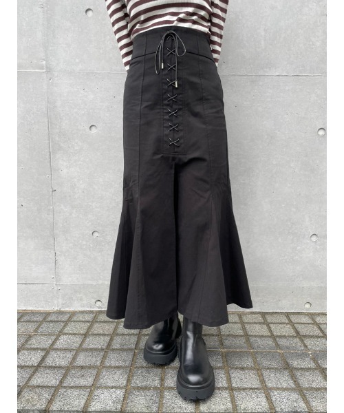 ENVYM(アンビー)の「フロントスリットマーメイドSK(スカート・レディース・ブラック/モカ・FREE)」の4枚目の写真