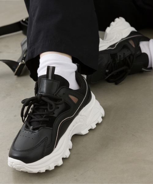 SpRay(スプレイ)の「Dadスニーカー(スニーカー・レディース・ホワイト/ブラック・SMALL/MEDIUM/LARGE)」の6枚目の写真
