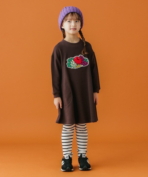 BAYFLOW(ベイフロー)の「【Fruit Of The Loom(フルーツオブザルーム)】別注Aラインカットワンピース(ワンピース・キッズ・オフホワイト/ブラウン/パープル・110cm/120cm/130cm/140cm)」の6枚目の写真