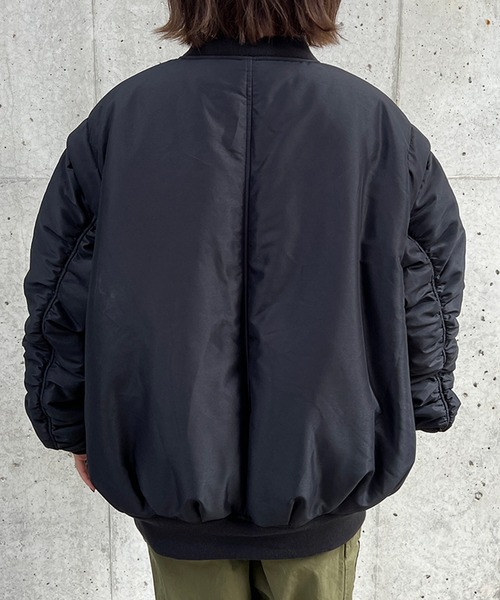 kutir(クティール)の「【2WAY】ボリュームスリーブMA-1(MA-1・レディース・ブラック/カーキ/アイボリー・FREE)」の12枚目の写真