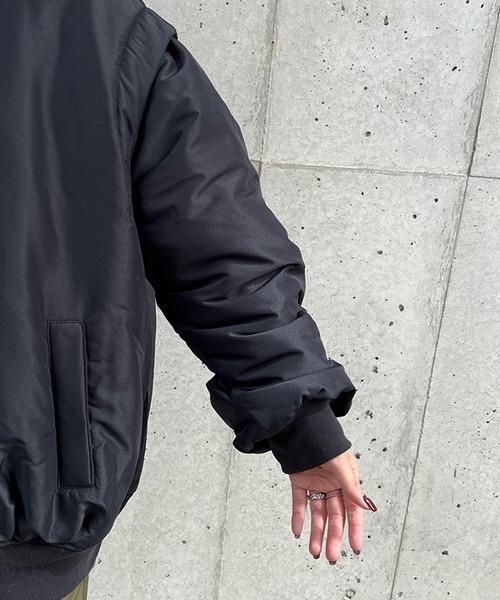 kutir(クティール)の「【2WAY】ボリュームスリーブMA-1(MA-1・レディース・ブラック/カーキ/アイボリー・FREE)」の9枚目の写真