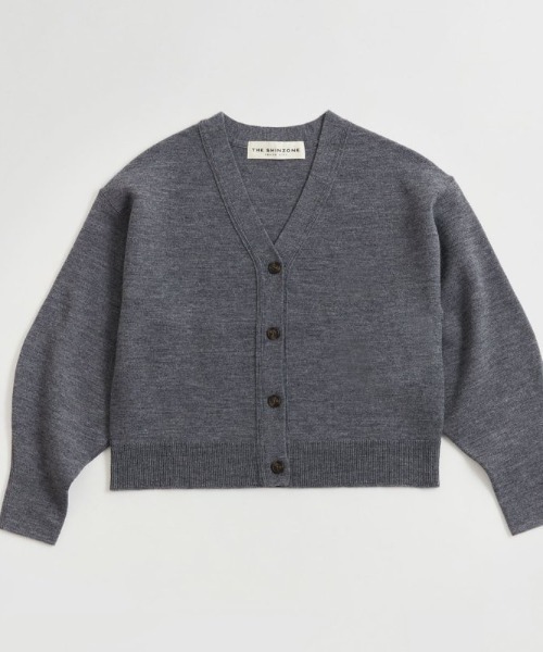 THE SHINZONE(ザ シンゾーン)の「THE SHINZONE CAPELIN KINT CARDIGAN 22AMSNI11(カーディガン/ボレロ・レディース・ブラウン/ネイビー/グレー・FREE)」の2枚目の写真
