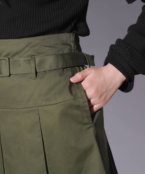 repipi armario（レピピ アルマリオ）の「ローライズベルトツキスカート（スカート・キッズ・ネイビー/ベージュ/カーキ・SMALL/MEDIUM/LARGE）」の14枚目の写真