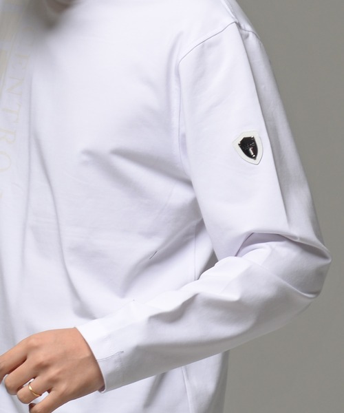 SILVER BULLET(シルバーバレット)の「『VIOLA rumore/ヴィオラ ルモーレ』メタリックプリントストレッチモックネック長袖Tシャツ(Tシャツ/カットソー・メンズ・チャコール/ブラック/オフホワイト・XL/L/M)」の21枚目の写真