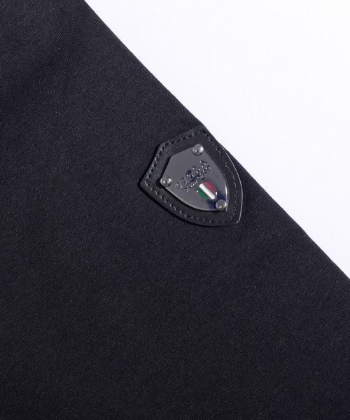 SILVER BULLET(シルバーバレット)の「『VIOLA rumore/ヴィオラ ルモーレ』メタリックプリントストレッチモックネック長袖Tシャツ(Tシャツ/カットソー・メンズ・チャコール/ブラック/オフホワイト・XL/L/M)」の6枚目の写真