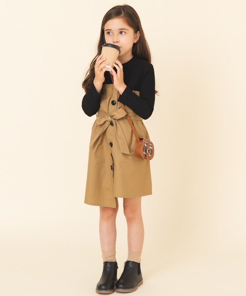 URBAN CHERRY（アーバンチェリー）の「【ユニセックス】サイドゴアブーツ（ブーツ・キッズ・ブラウン/ブラック・17.0cm/17.5cm/18.5cm/19.0cm/19.5cm/21.5cm/22.0cm/20.0cm/21.0cm/15.5cm/16.5cm/15.0cm/13.5cm/16.0cm/14.0cm/14.5cm）」の4枚目の写真