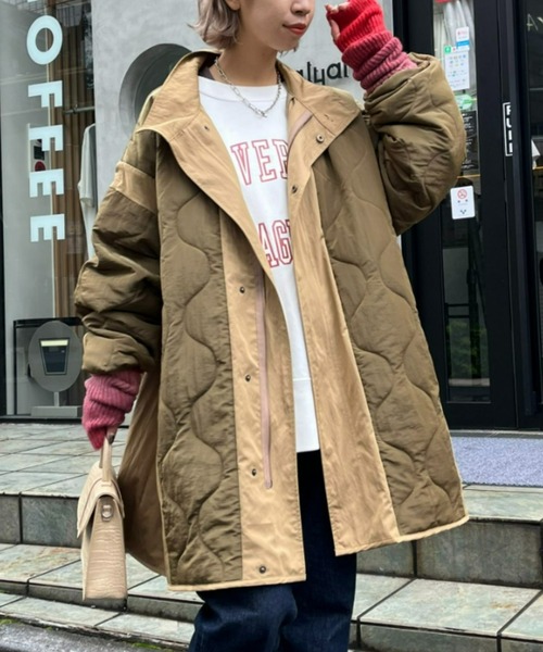 CIAOPANIC（チャオパニック）の「キルティングスタンドカラーオーバーコート（ダウンジャケット/コート・レディース・ベージュ/カーキ・FREE）」の4枚目の写真
