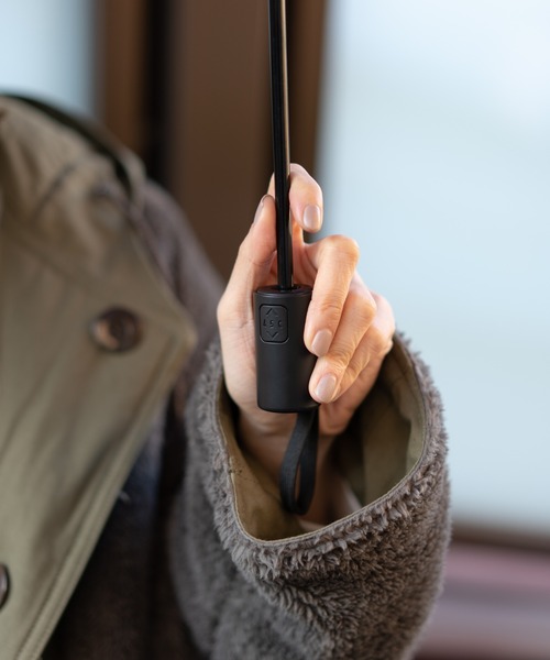 CONVERSE(コンバース)の「【 CONVERSE / コンバース 】 ワンタッチ 折りたたみ傘 アンブレラ OGW CON LT 55WJ(折りたたみ傘・メンズ・ネイビー/ブラック/グレー・FREE)」の8枚目の写真