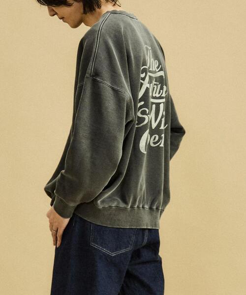 CONVERSE TOKYO（コンバーストウキョウ）の「ピグメントメッセージロゴスウェット（スウェット・メンズ・ブルー/グリーン/チャコールグレー・FREE）」の10枚目の写真