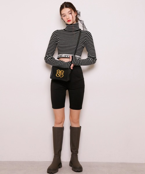 Seemi. byNICECLAUP（ シーミーバイナイスクラップ）の「【Seemi】Seemiメタルロゴショルダー（ショルダーバッグ・レディース・アイボリー/ブラック・FREE）」の3枚目の写真