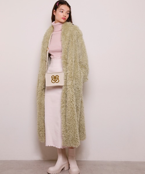 Seemi. byNICECLAUP（ シーミーバイナイスクラップ）の「【Seemi】Seemiメタルロゴショルダー（ショルダーバッグ・レディース・アイボリー/ブラック・FREE）」の16枚目の写真