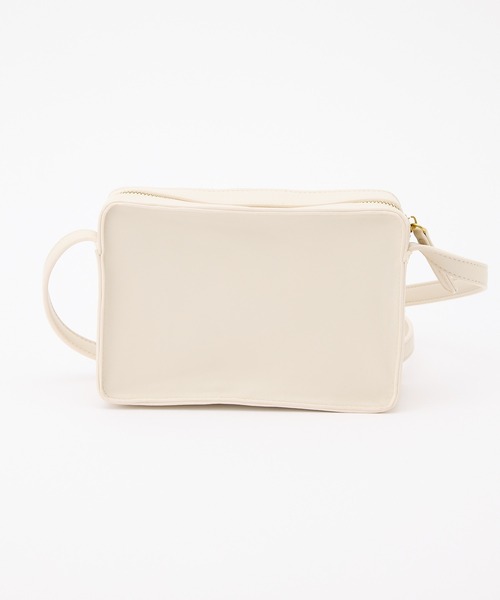 Seemi. byNICECLAUP（ シーミーバイナイスクラップ）の「【Seemi】Seemiメタルロゴショルダー（ショルダーバッグ・レディース・アイボリー/ブラック・FREE）」の20枚目の写真