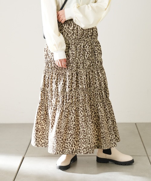 CIAOPANIC TYPY(チャオパニックティピー)の「シャーリングスカート(スカート・レディース・ホワイト/ベージュ/ブラック・ONE SIZE)」の6枚目の写真